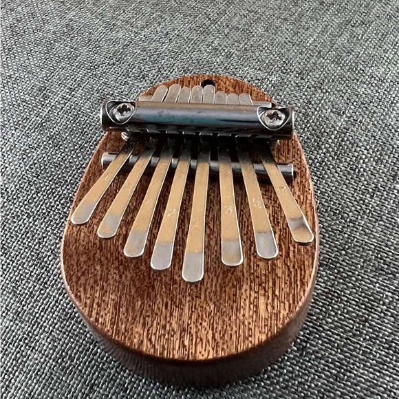Mini Kalimba New Jewelry - Picture 2 of 2